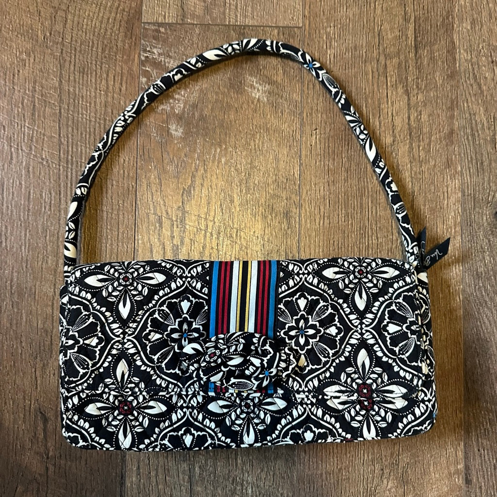 Women's Vera Bradley Shoulder Bag Black White Floral - Picture 2 of 10